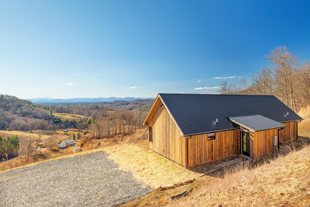 Вилла Morgan Branch Cabin In Marshall Экстерьер фото